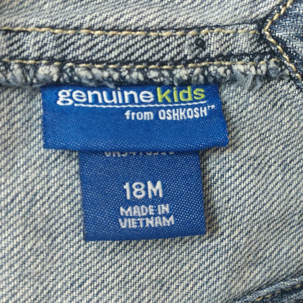 Genuine Kids Oshkosh bib overalls. Size girls 18 mos.